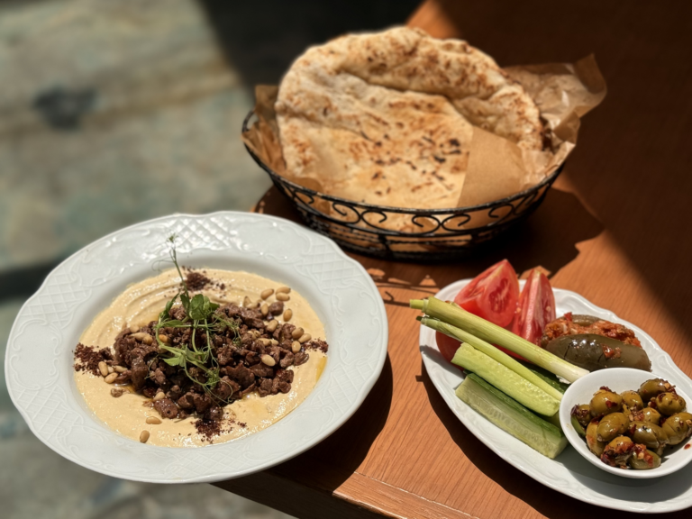 חומוס בשר